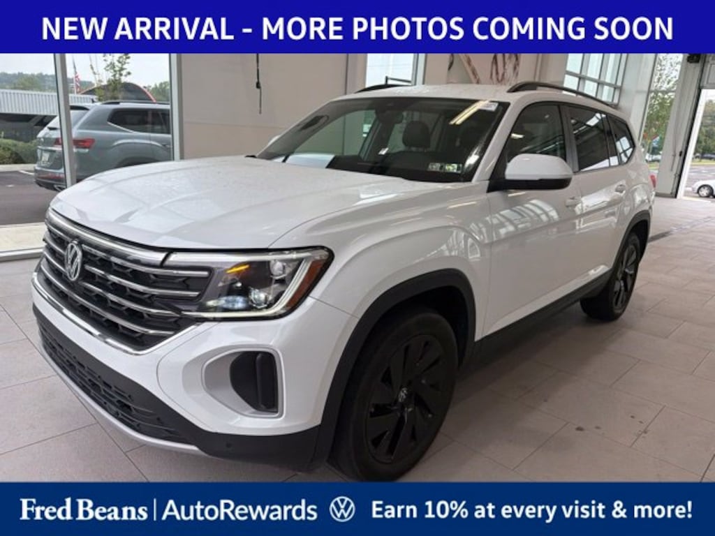 Used 2024 Volkswagen Atlas 2.0T SE w/Technology SUV