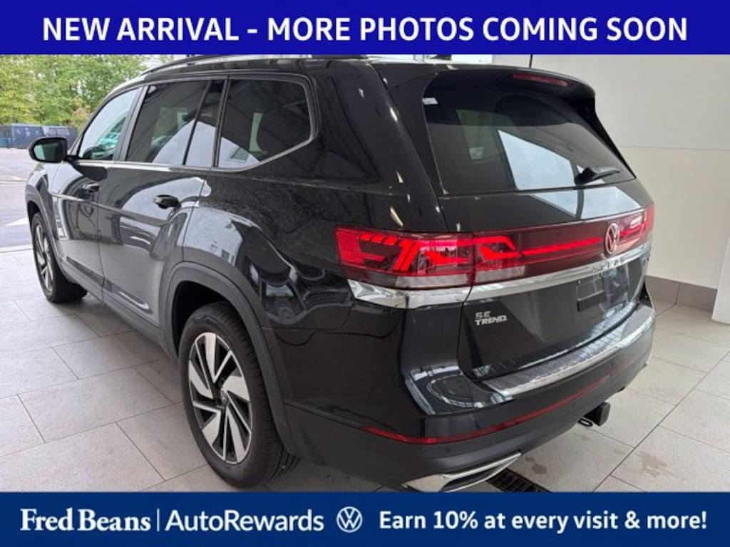 Certified 2024 Volkswagen Atlas 2.0T SE w/Technology SUV