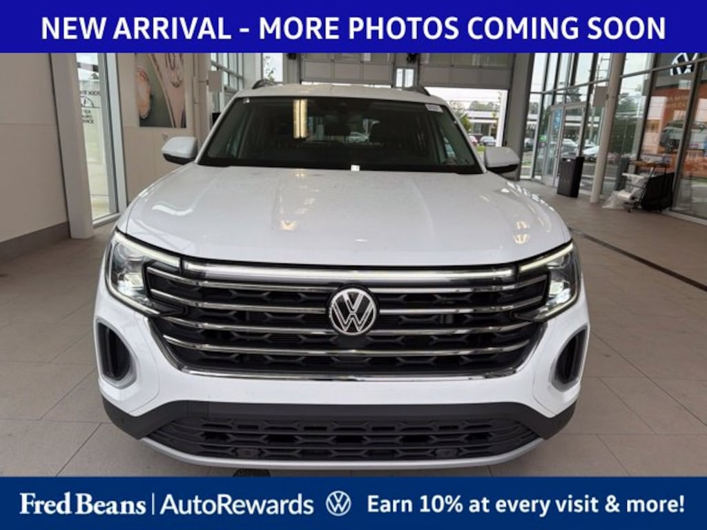 Used 2024 Volkswagen Atlas 2.0T SE w/Technology SUV