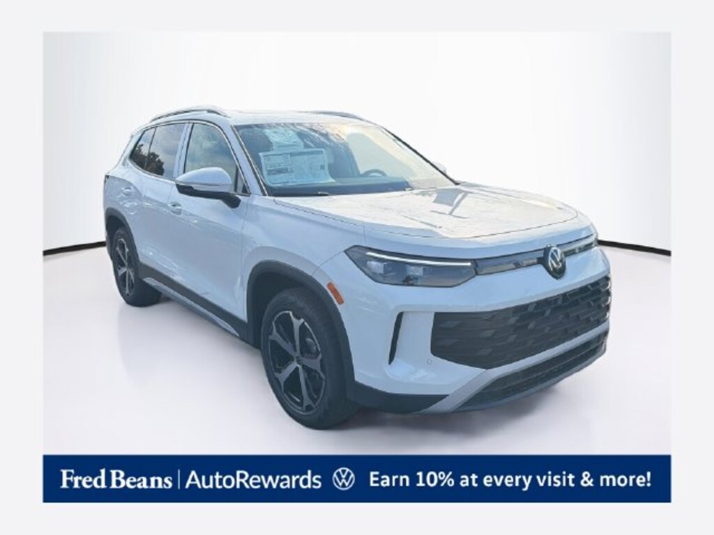 New 2026 Volkswagen Tiguan SE SUV