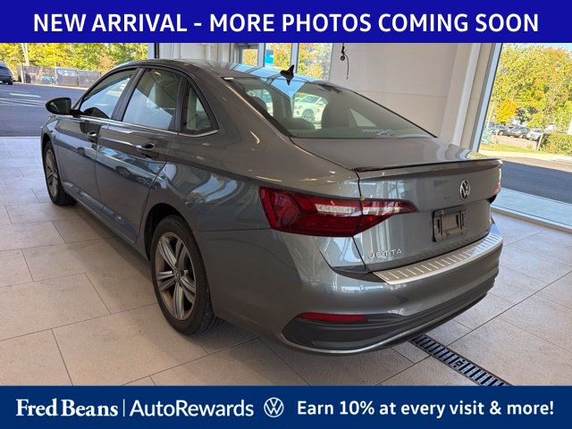 Used 2024 Volkswagen Jetta 1.5T SE Sedan
