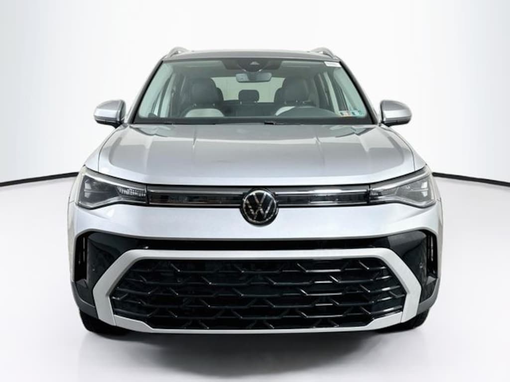 Certified 2025 Volkswagen Taos 1.5T SEL SUV