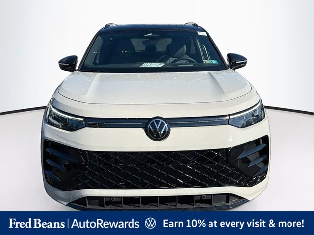 New 2026 Volkswagen Tiguan SE R-Line Black SUV