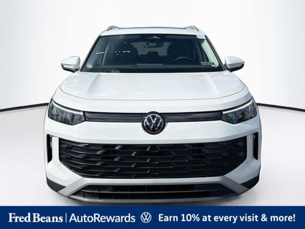 New 2026 Volkswagen Tiguan SE SUV
