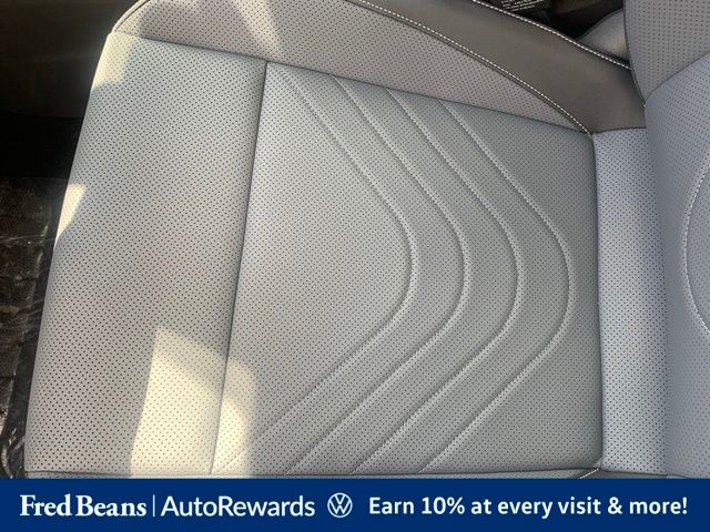 2025 Volkswagen Tiguan SE - Photo 20