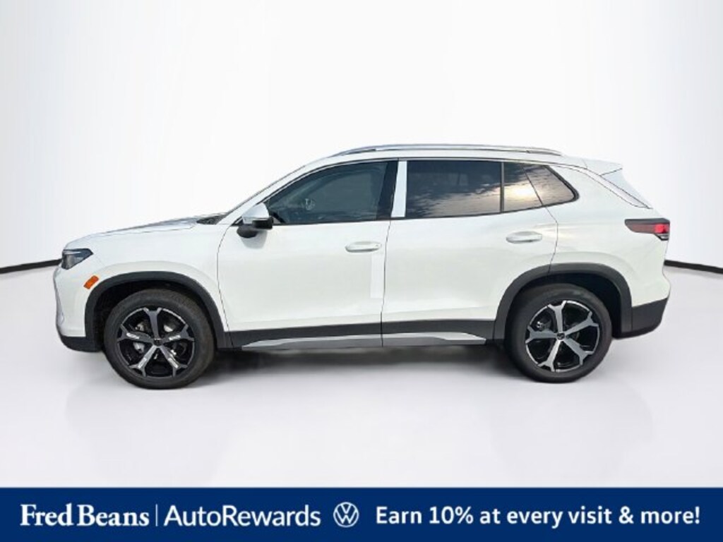 New 2026 Volkswagen Tiguan SE SUV