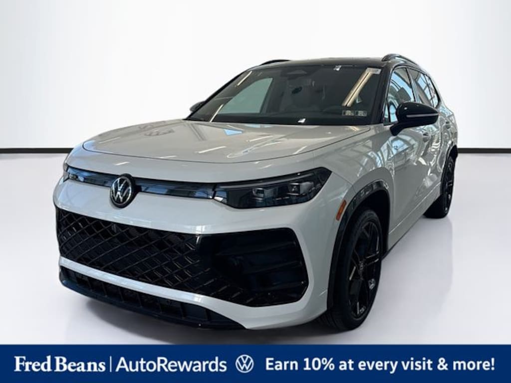 New 2026 Volkswagen Tiguan SE R-Line Black SUV