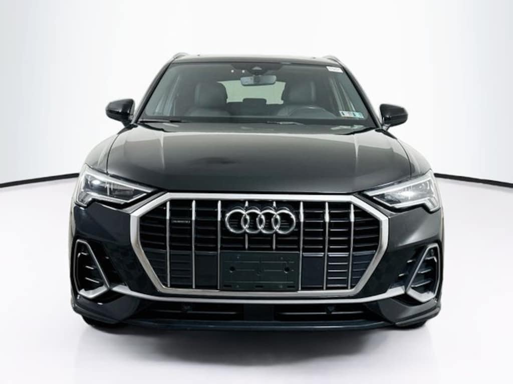 Used 2024 Audi Q3 Premium SUV