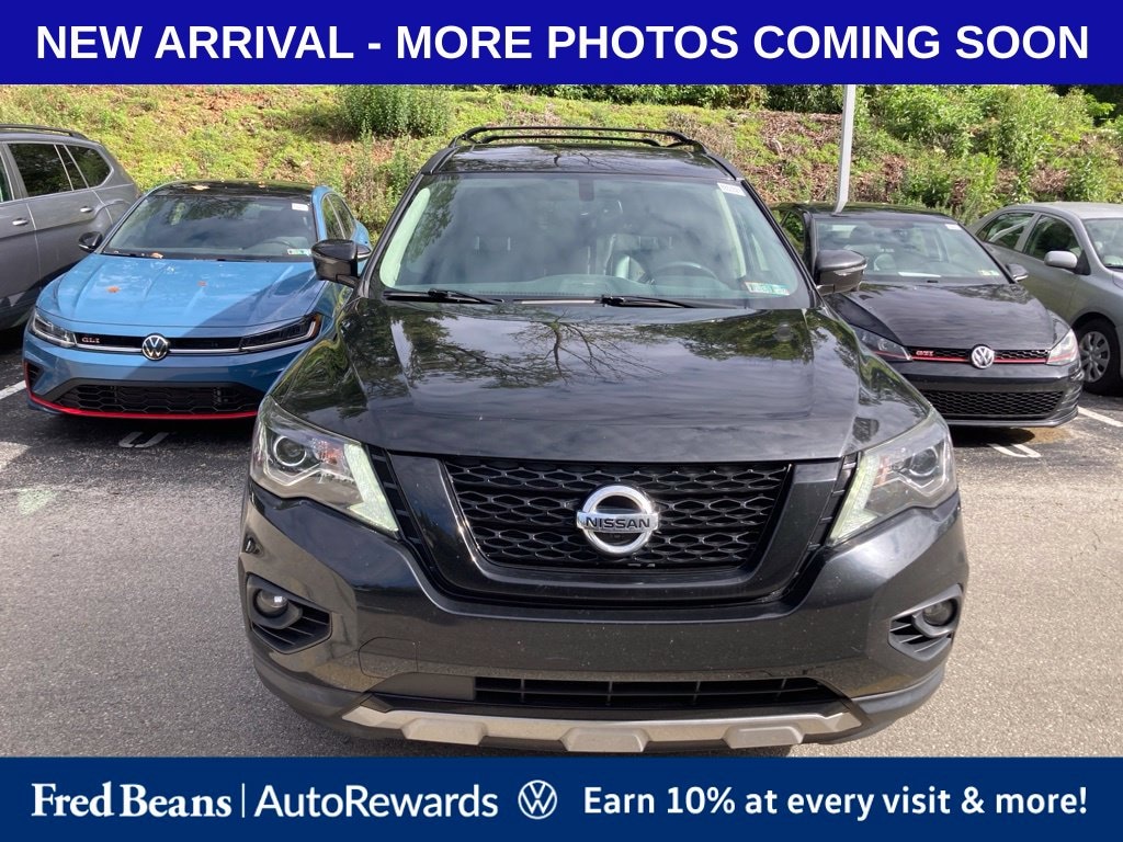 Used 2020 Nissan Pathfinder SL SUV