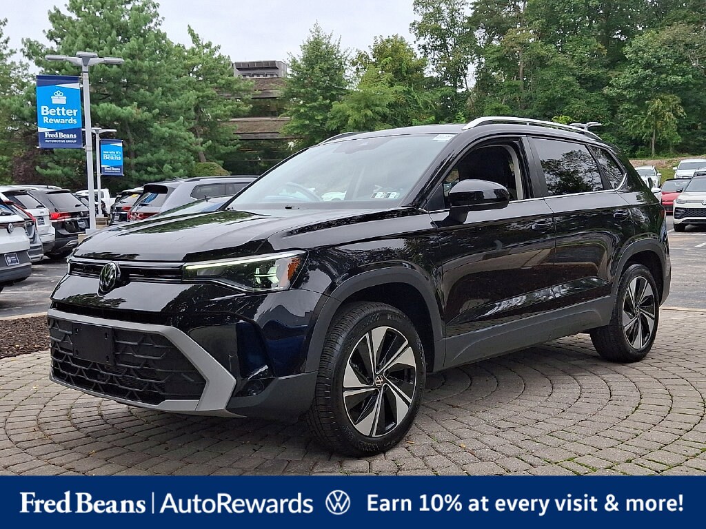 Certified 2025 Volkswagen Taos 1.5T SE SUV