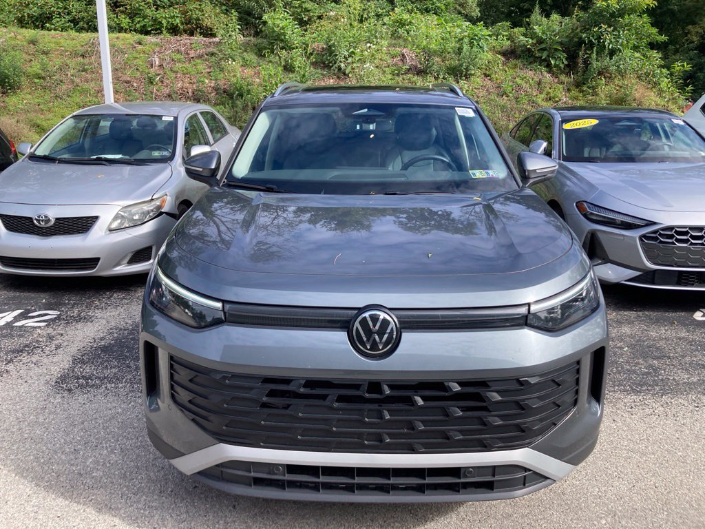 Used 2026 Volkswagen Tiguan SE SUV
