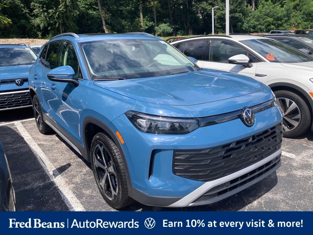 New 2026 Volkswagen Tiguan SE SUV