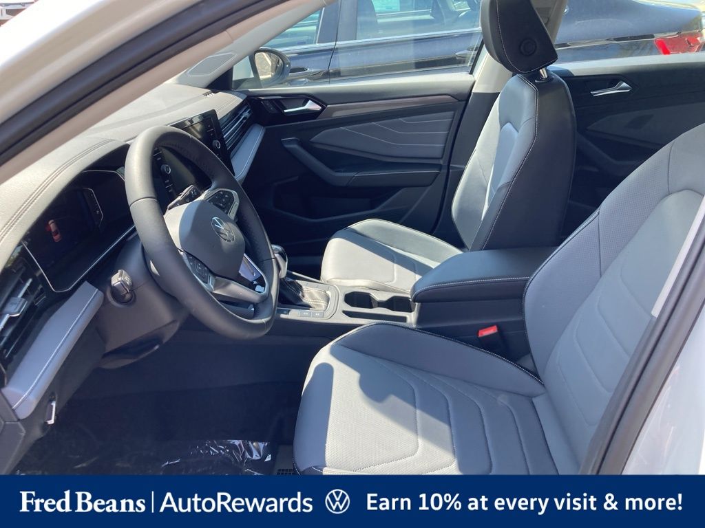2026 Volkswagen Jetta SEL - Photo 13