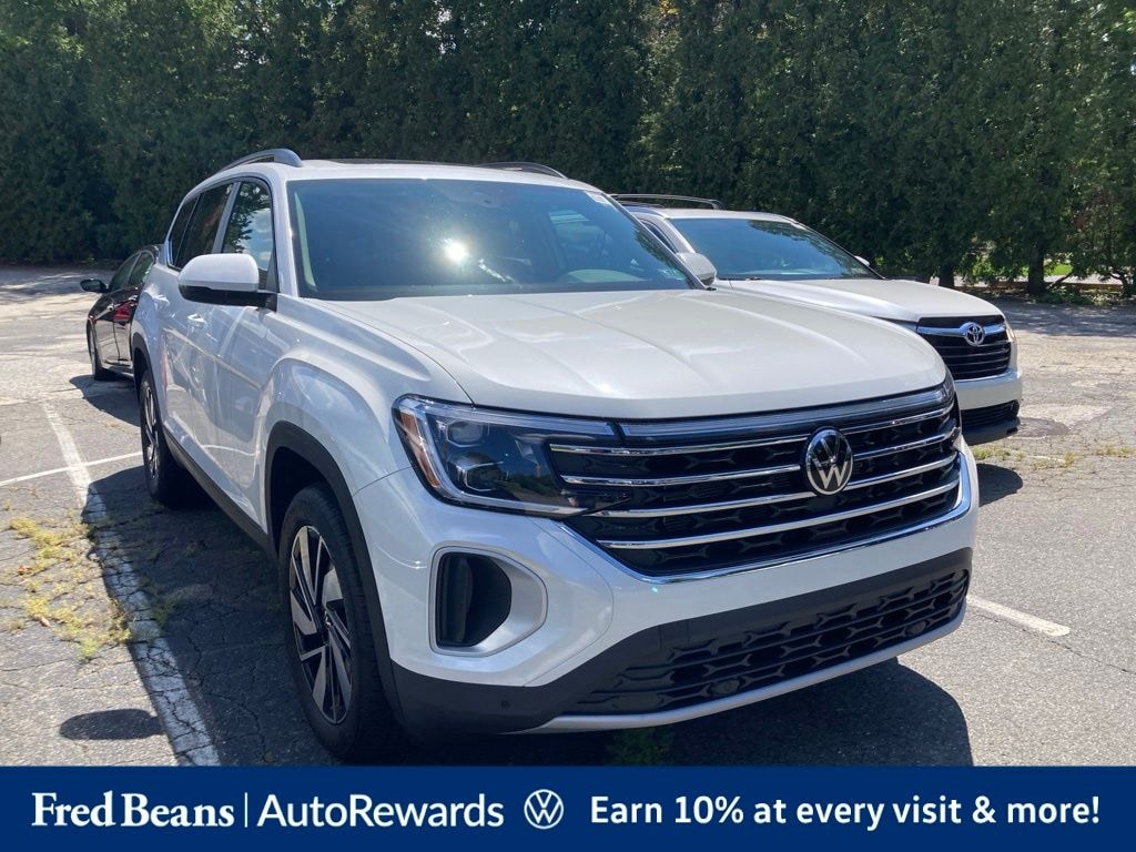 New 2026 Volkswagen Atlas SE w/Technology SUV