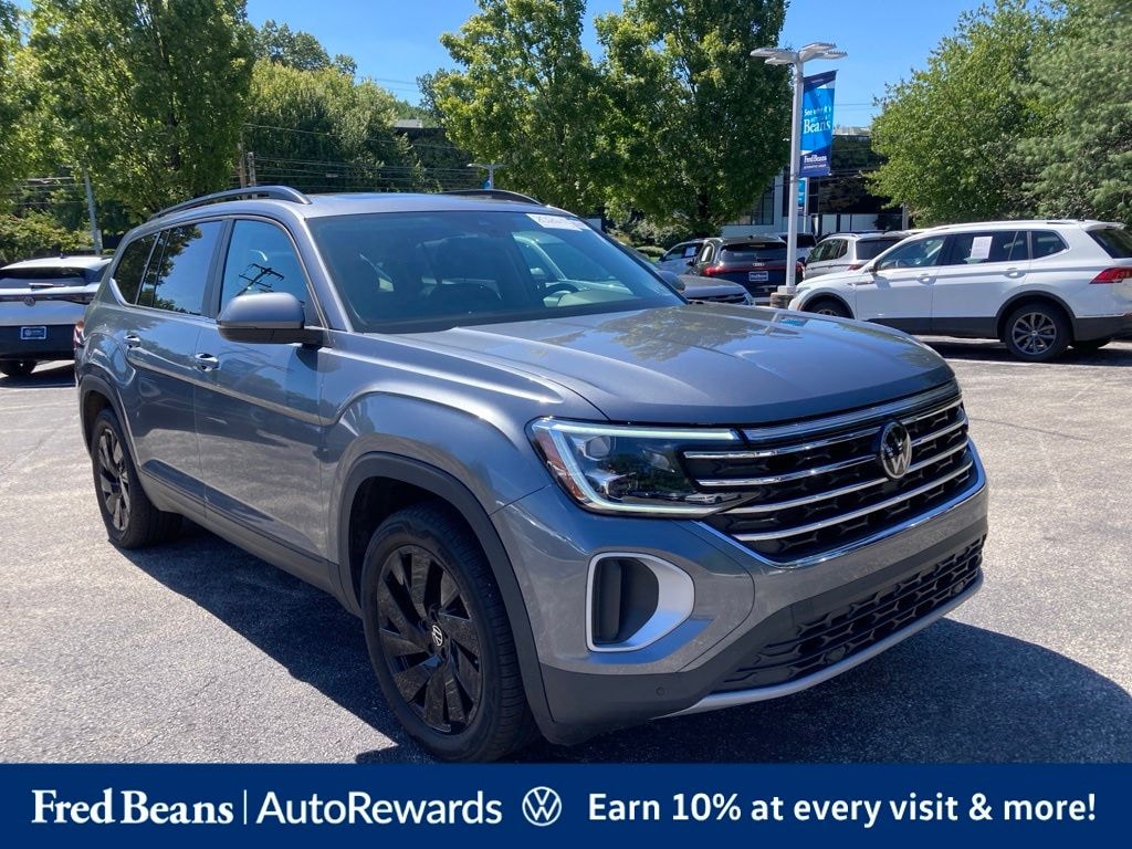 Certified 2024 Volkswagen Atlas 2.0T SE w/Technology SUV