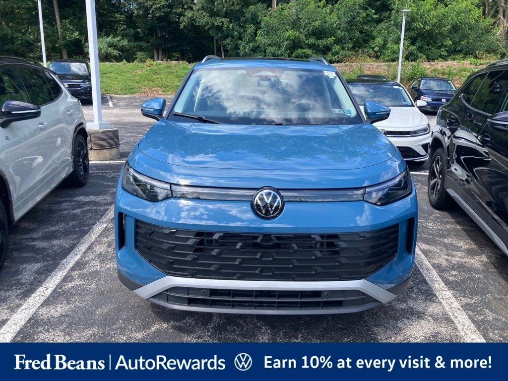 New 2026 Volkswagen Tiguan SE SUV