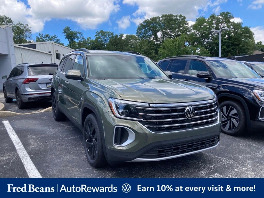 New 2026 Volkswagen Atlas SE w/Technology SUV