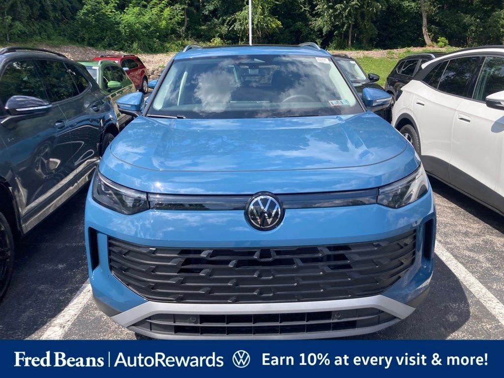 New 2026 Volkswagen Tiguan SE SUV