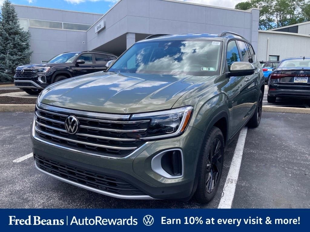 New 2026 Volkswagen Atlas SE w/Technology SUV
