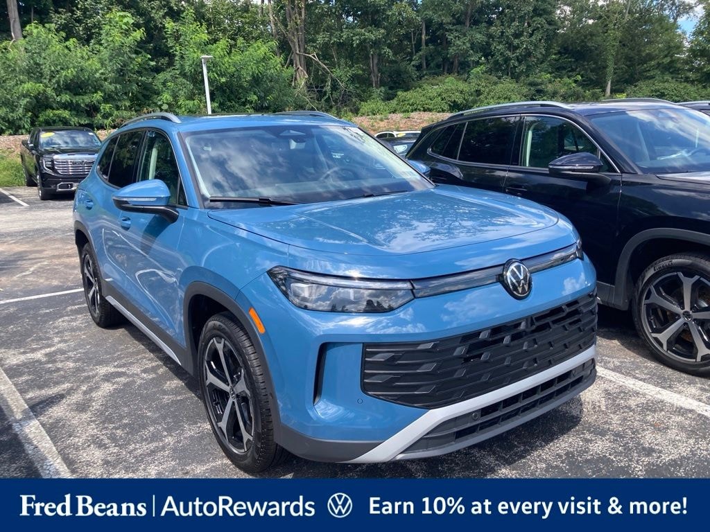 New 2026 Volkswagen Tiguan SE SUV