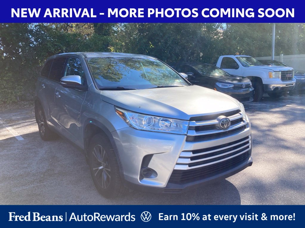 Used 2019 Toyota Highlander LE SUV