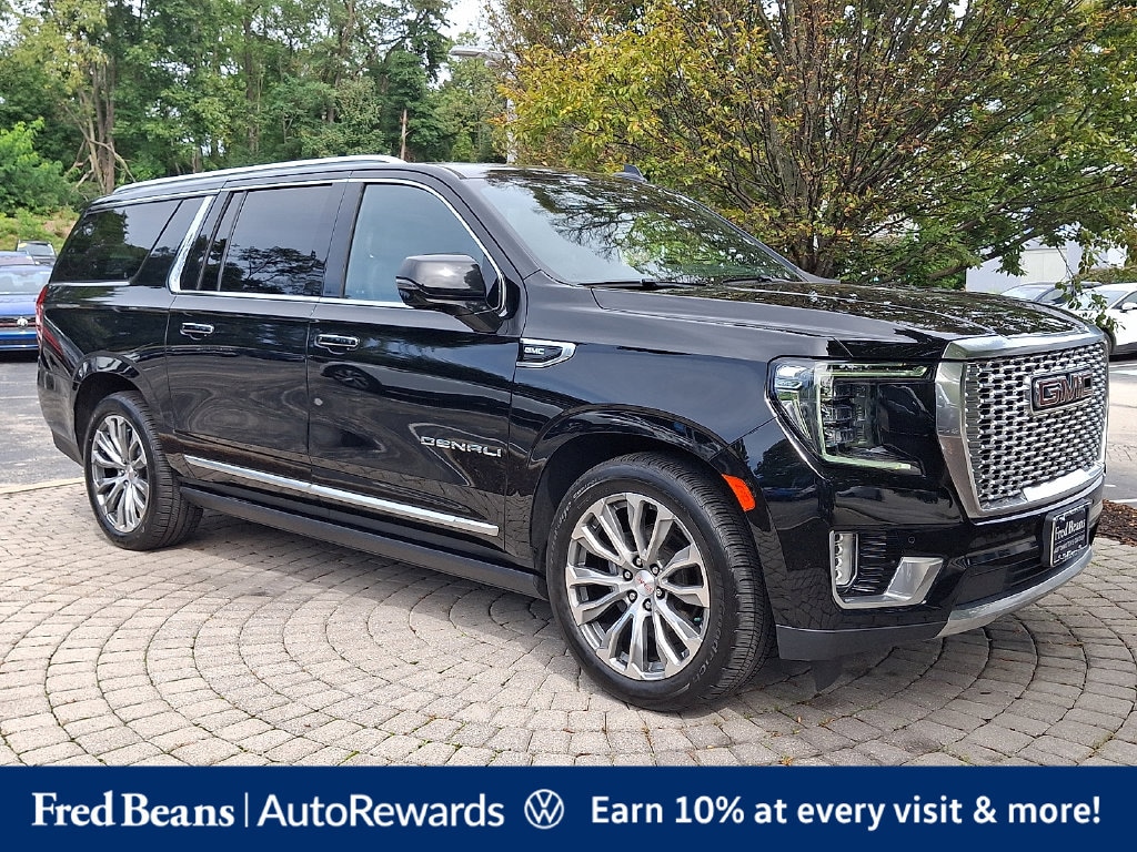 Used 2022 GMC Yukon XL Denali SUV
