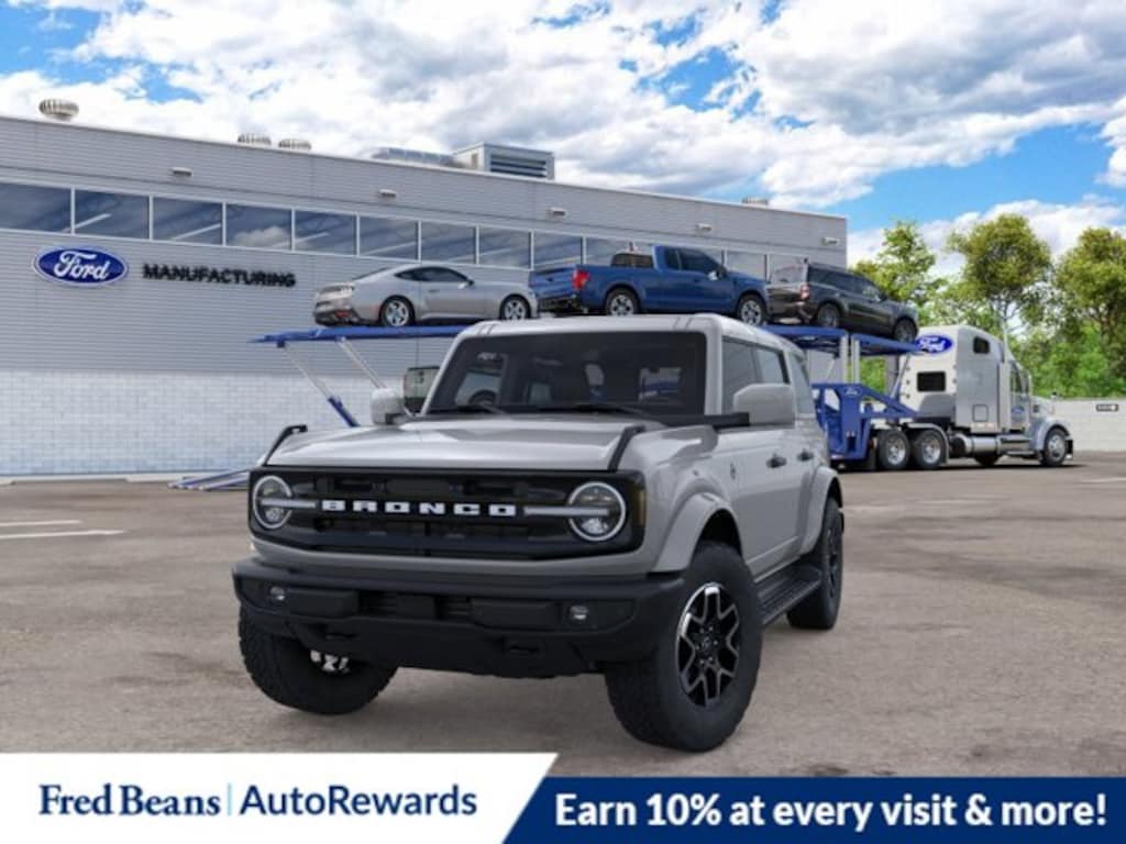 New 2026 Ford Bronco Outer Banks SUV