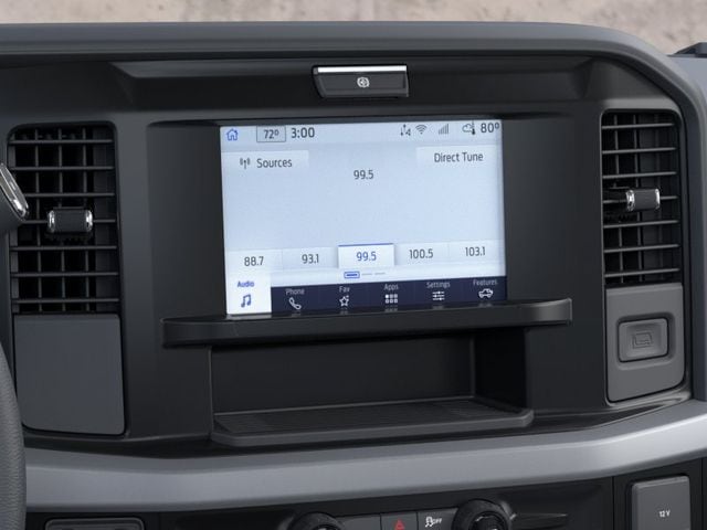 2025 Ford F-550 Super Duty Chassis Cab XLT - Photo 14