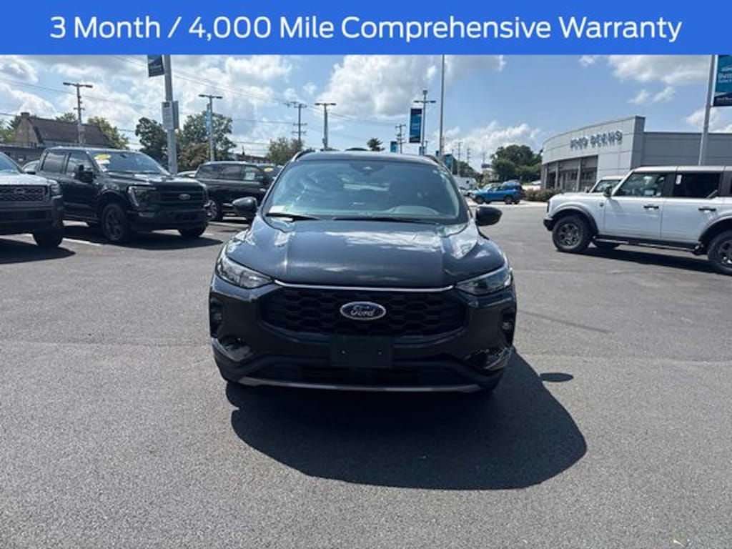 Certified 2025 Ford Escape ST-Line Select SUV