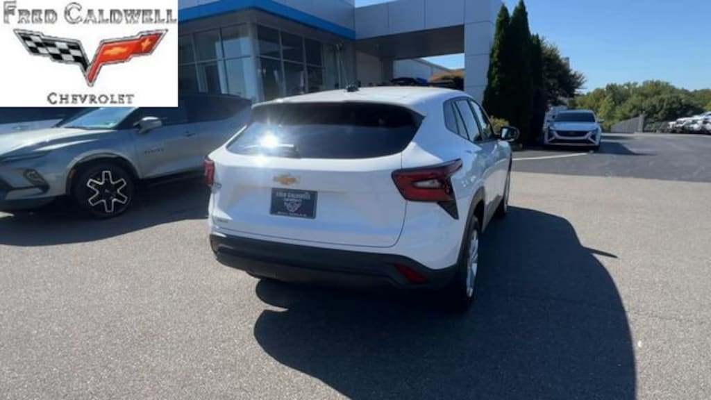 Used 2026 Chevrolet Trax LS SUV