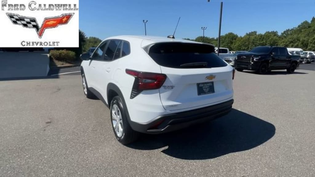 Used 2026 Chevrolet Trax LS SUV