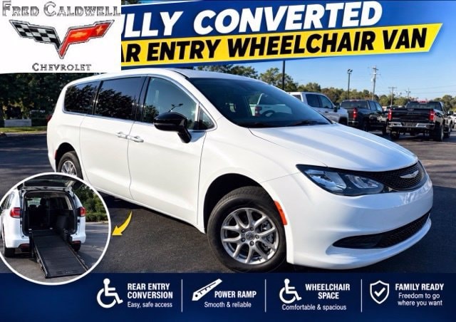 2025 Chrysler Voyager