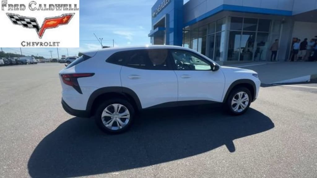 Used 2026 Chevrolet Trax LS SUV