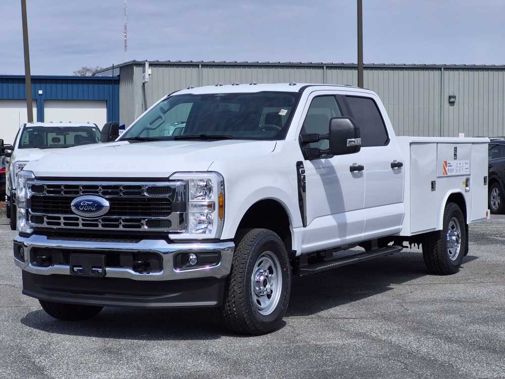 2026 Ford F-350 Super Duty Chassis Cab