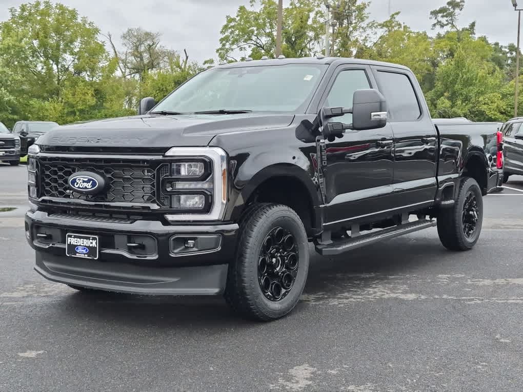 2027 Ford F-250 Super Duty XLT