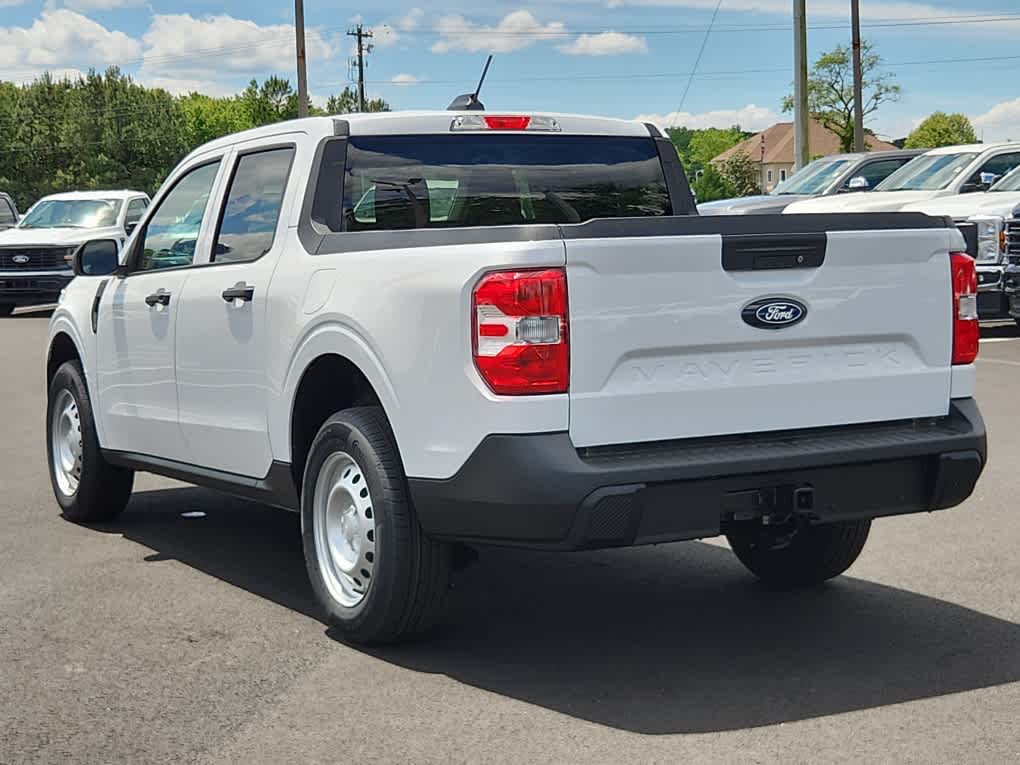 Used 2025 Ford Maverick XL FWD Supercrew Truck SuperCrew
