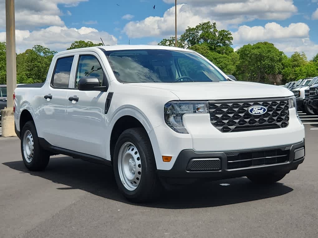 Used 2025 Ford Maverick XL FWD Supercrew Truck SuperCrew