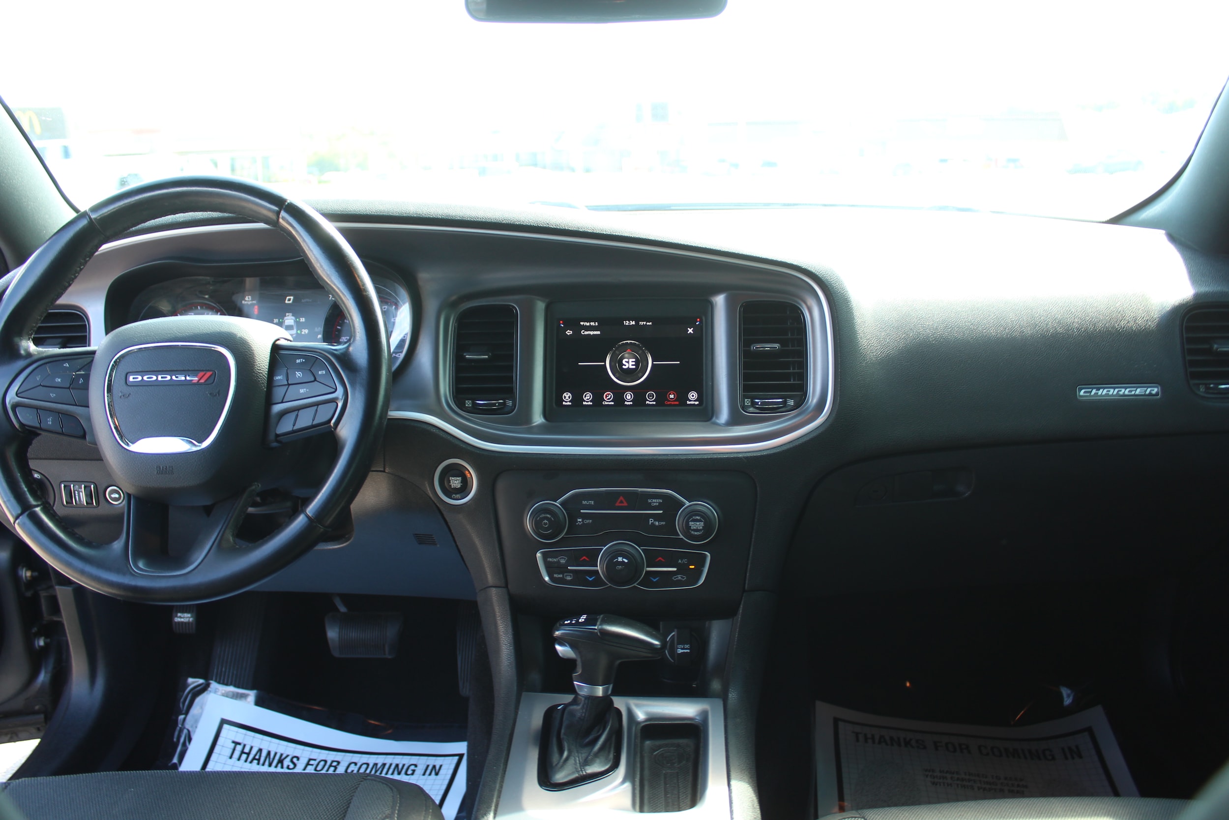 2019 Dodge Charger SXT - Photo 9