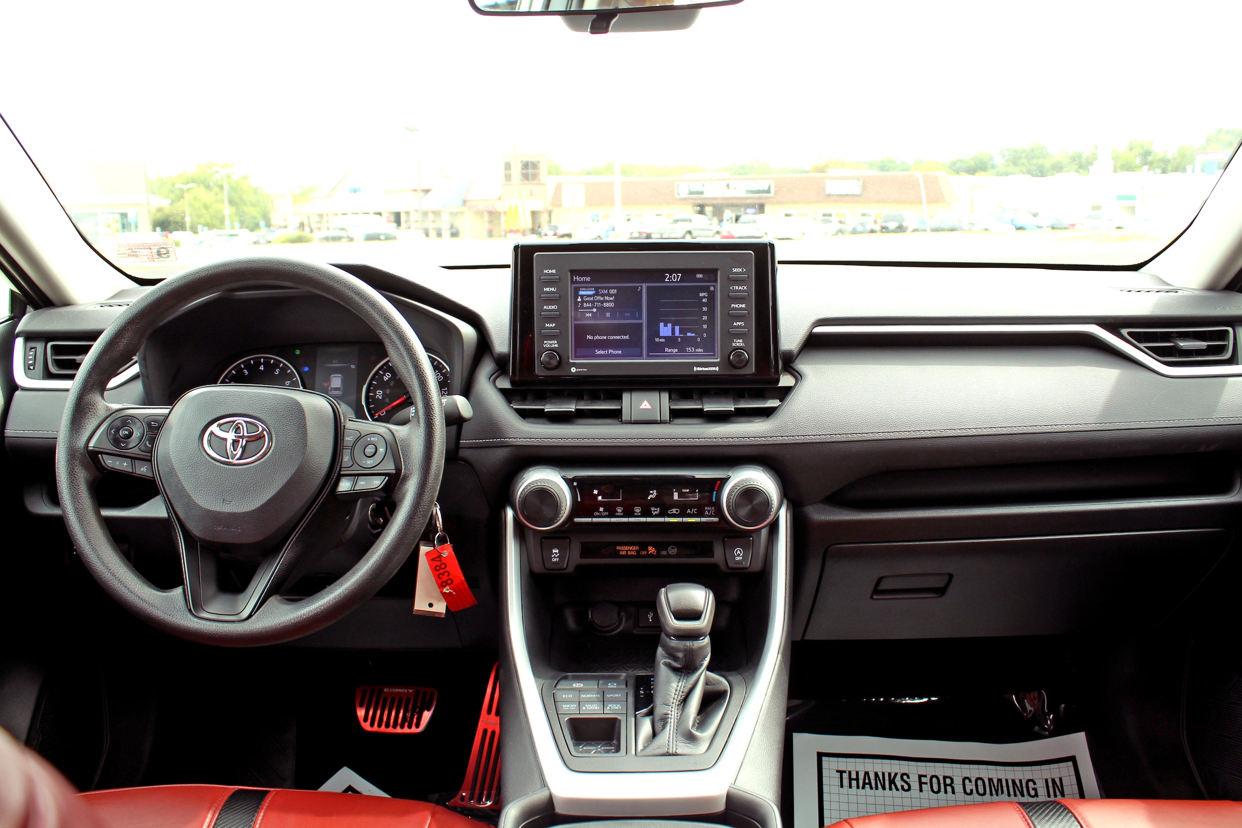 2021 Toyota RAV4 LE - Photo 10