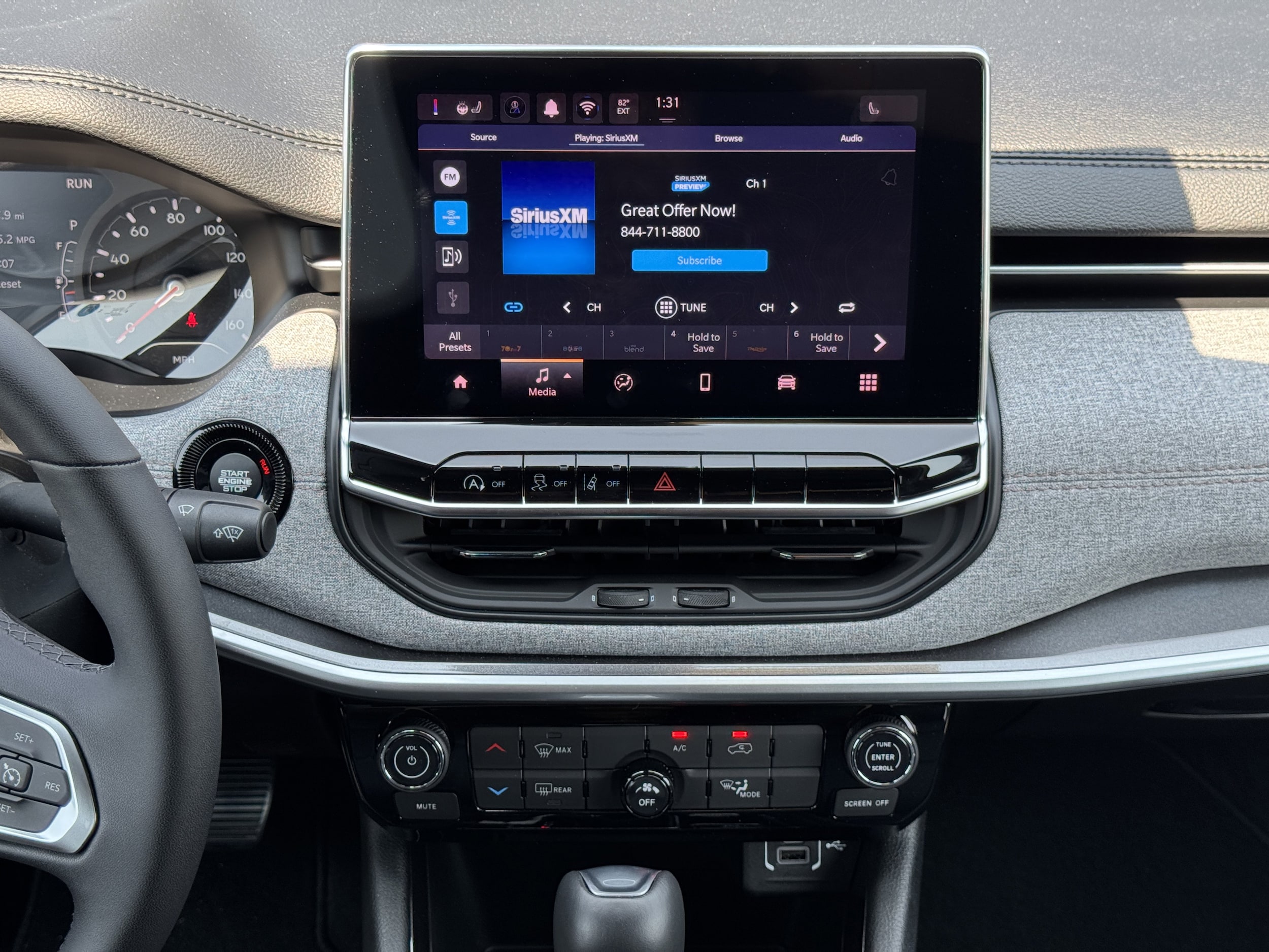 2024 Jeep Compass Latitude Lux - Photo 30