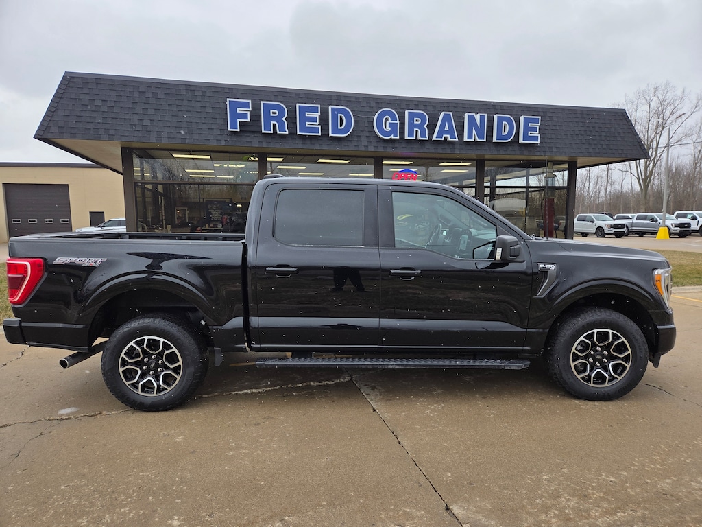 Used 2022 Ford F-150 sport Truck SuperCrew Cab