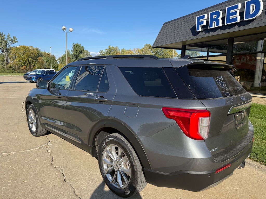 Used 2024 Ford Explorer XLT SUV