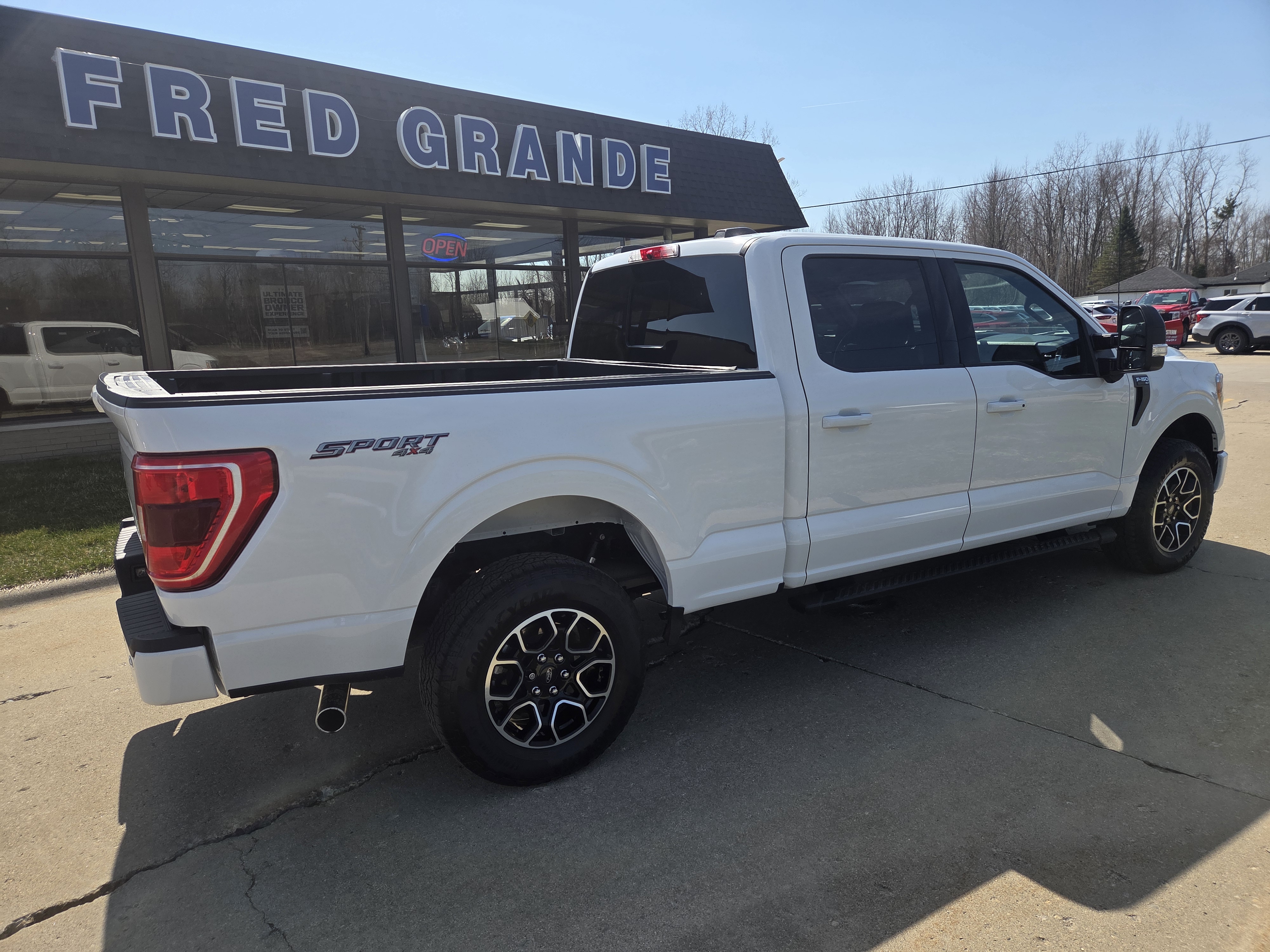 2023 Ford F-150 XLT Truck SuperCrew Cab