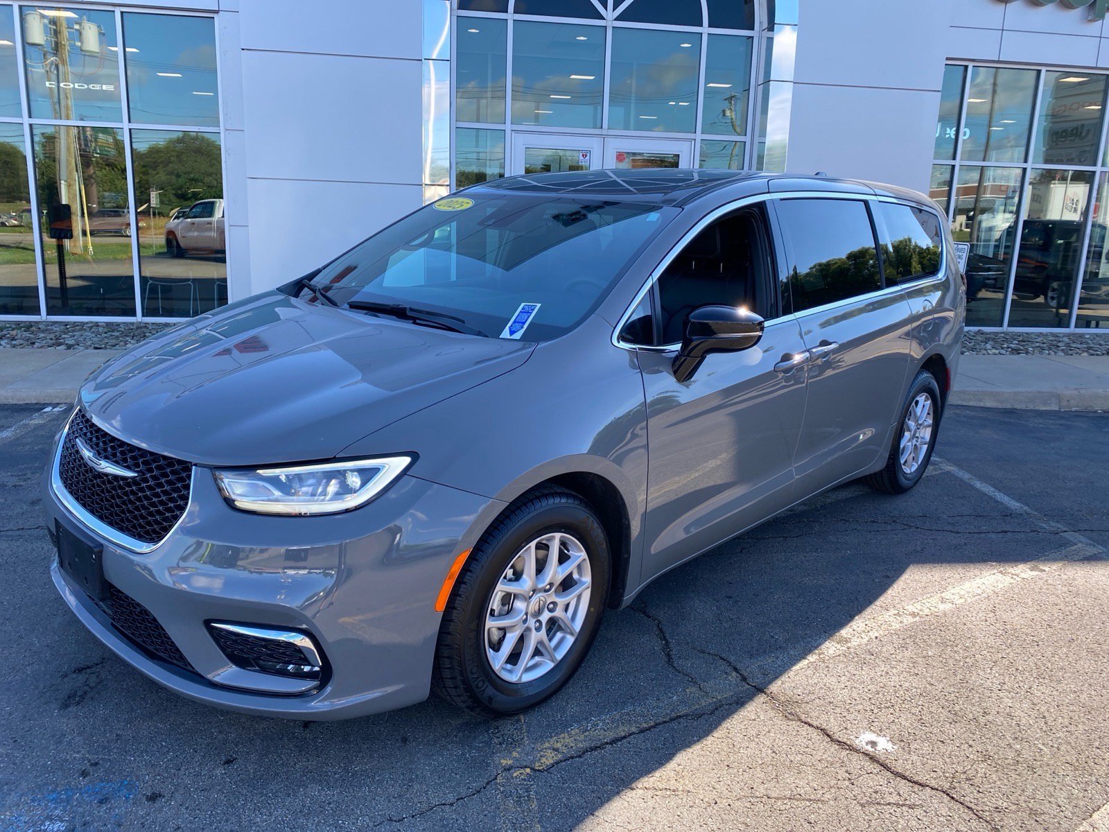 2025 Chrysler Pacifica