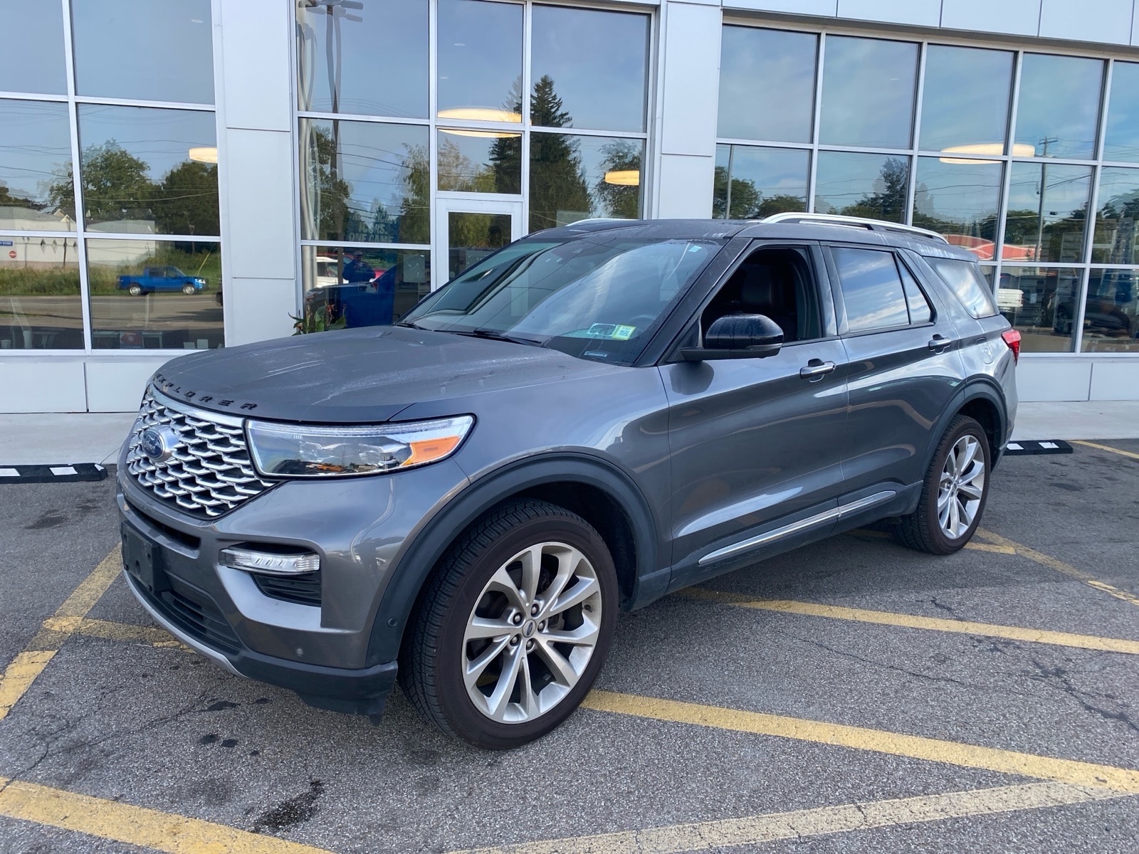 2021 Ford Explorer Platinum
