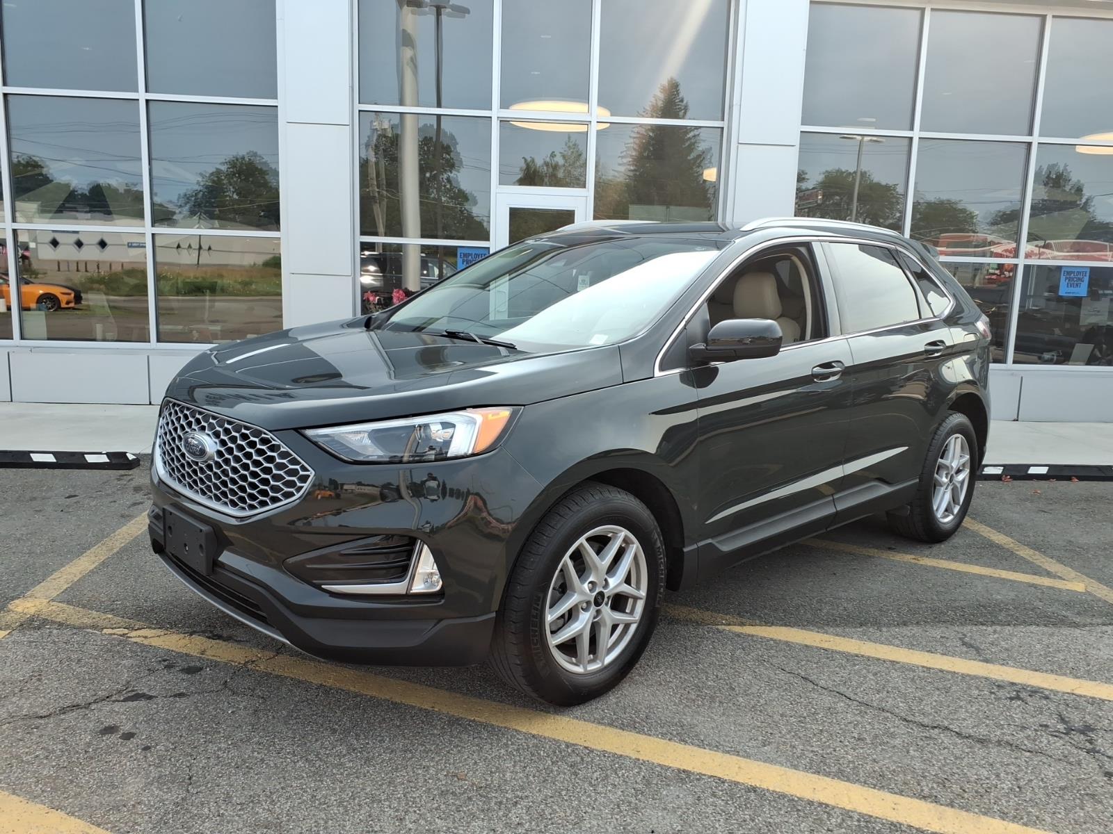 2023 Ford Edge