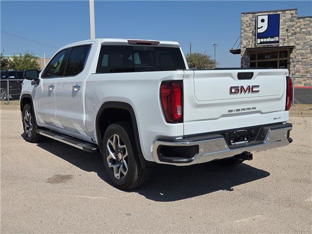 New 2026 GMC Sierra 1500 SLT Truck