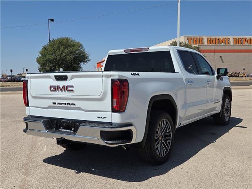 New 2026 GMC Sierra 1500 SLT Truck