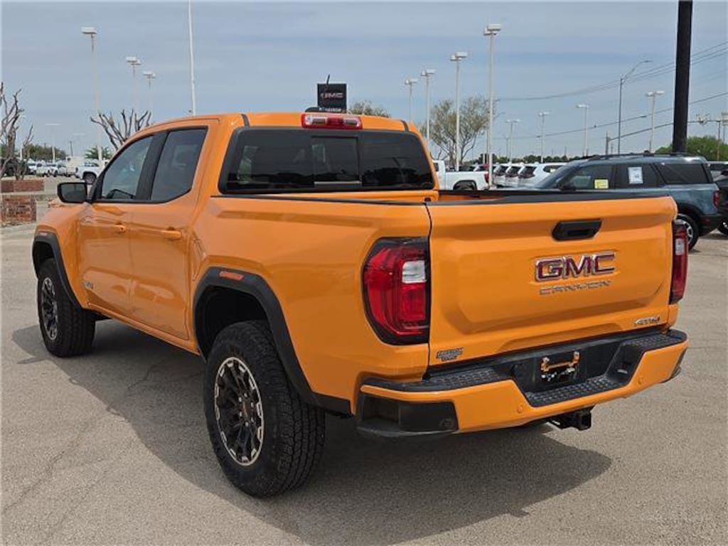 New 2026 GMC Canyon AT4 Truck
