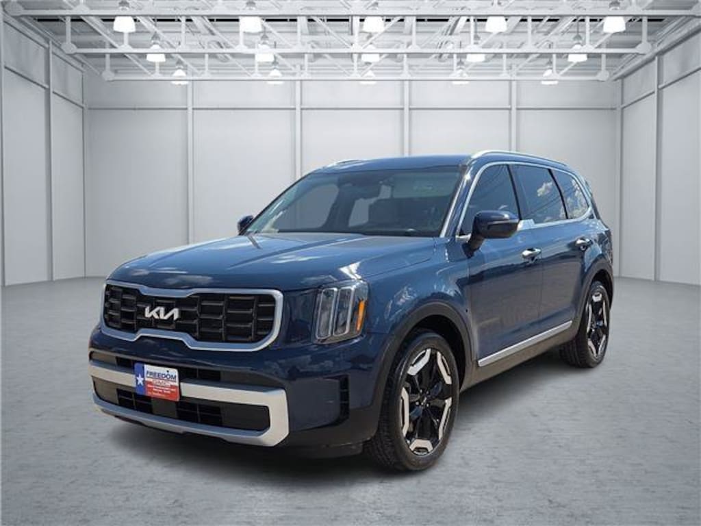 Used 2025 Kia Telluride S